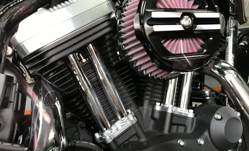 スポーツスターのエアクリーナー交換~RAIL PERFRM AIRCLEANER KIT