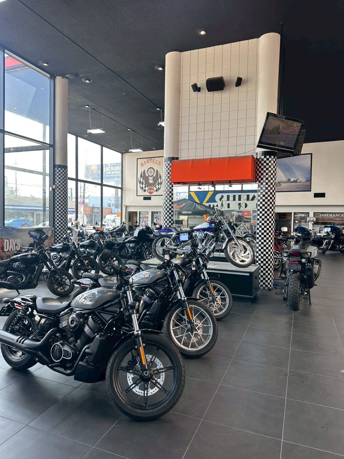 Bartels' Harley-Davidson 店内スポーツスター