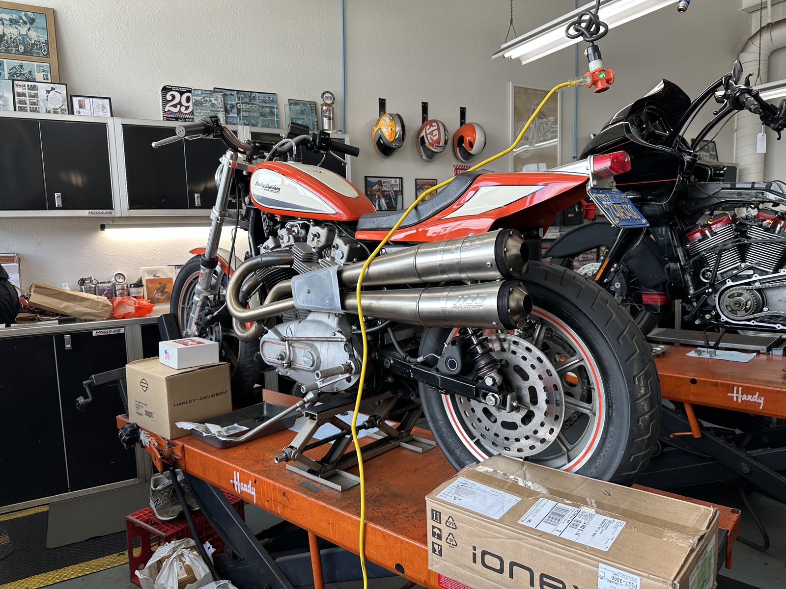 Bartels' Harley-Davidson カスタム車両