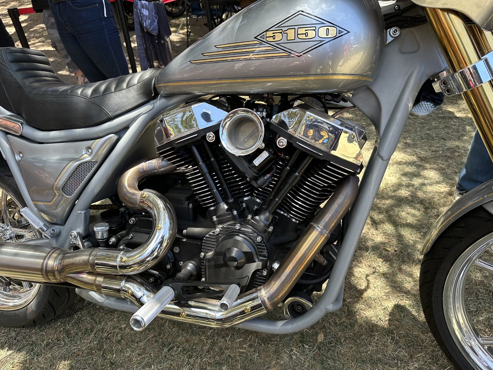 Born Free Motorcycle Show 2026 シルバーのカスタムバガー