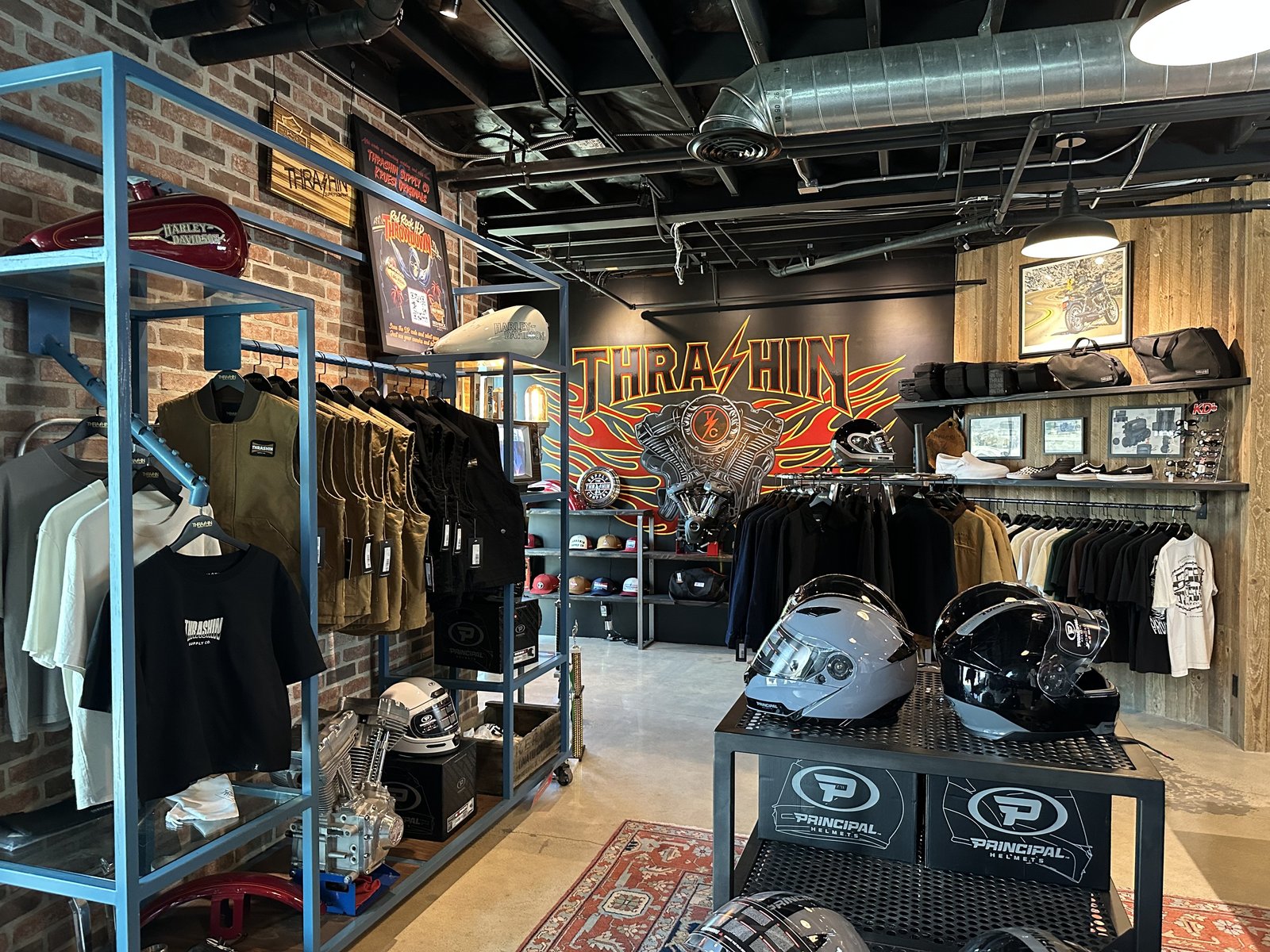 Thrashin Supply 店内